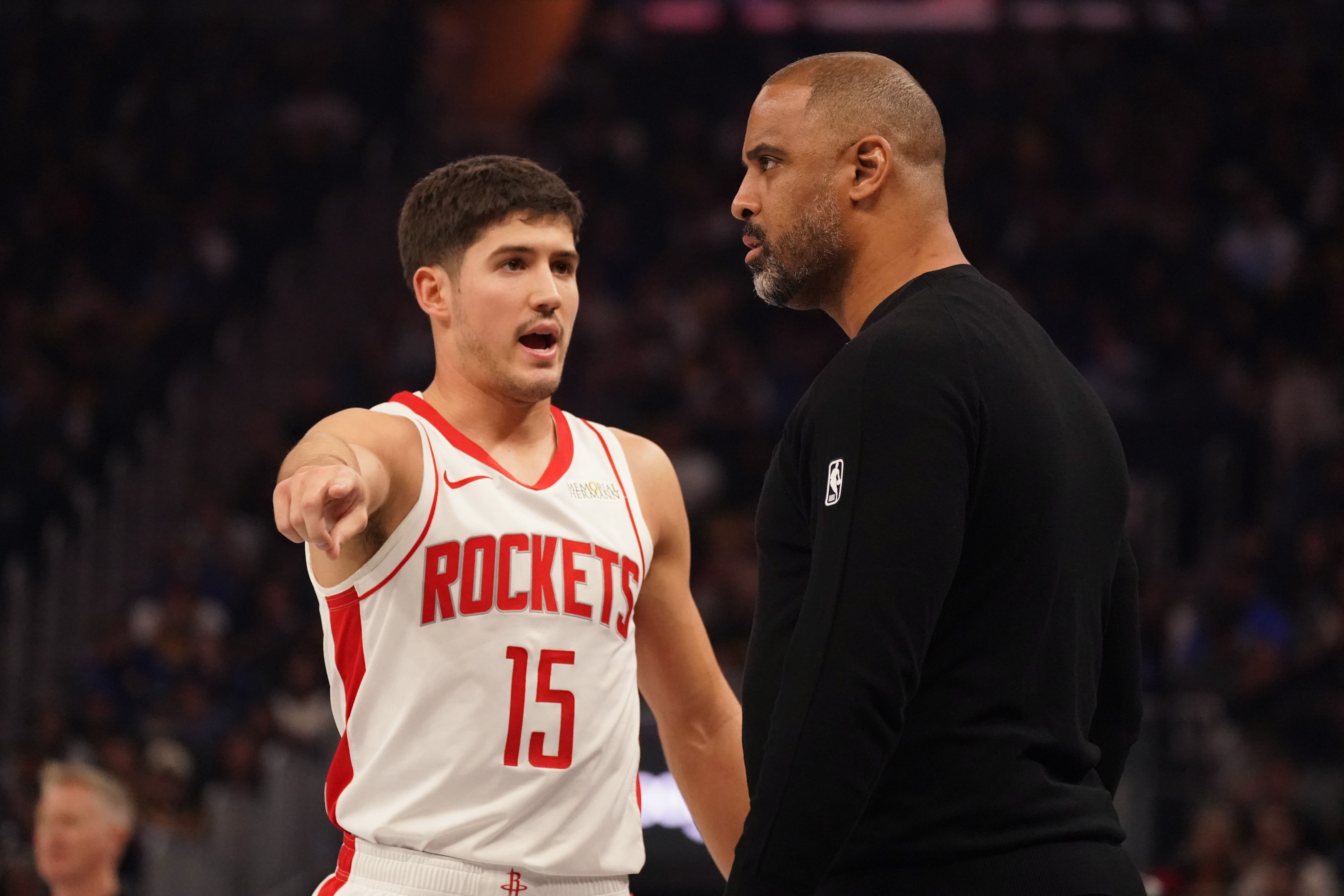 九游体育下载-为什么宁可上霍勒迪也不上谢泼德？火箭遭遇连败乌度卡恐难辞其咎