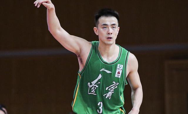 九游体育-三连败！辽篮已到悬崖边 三连冠掩盖核心问题 杨鸣面临无米之炊