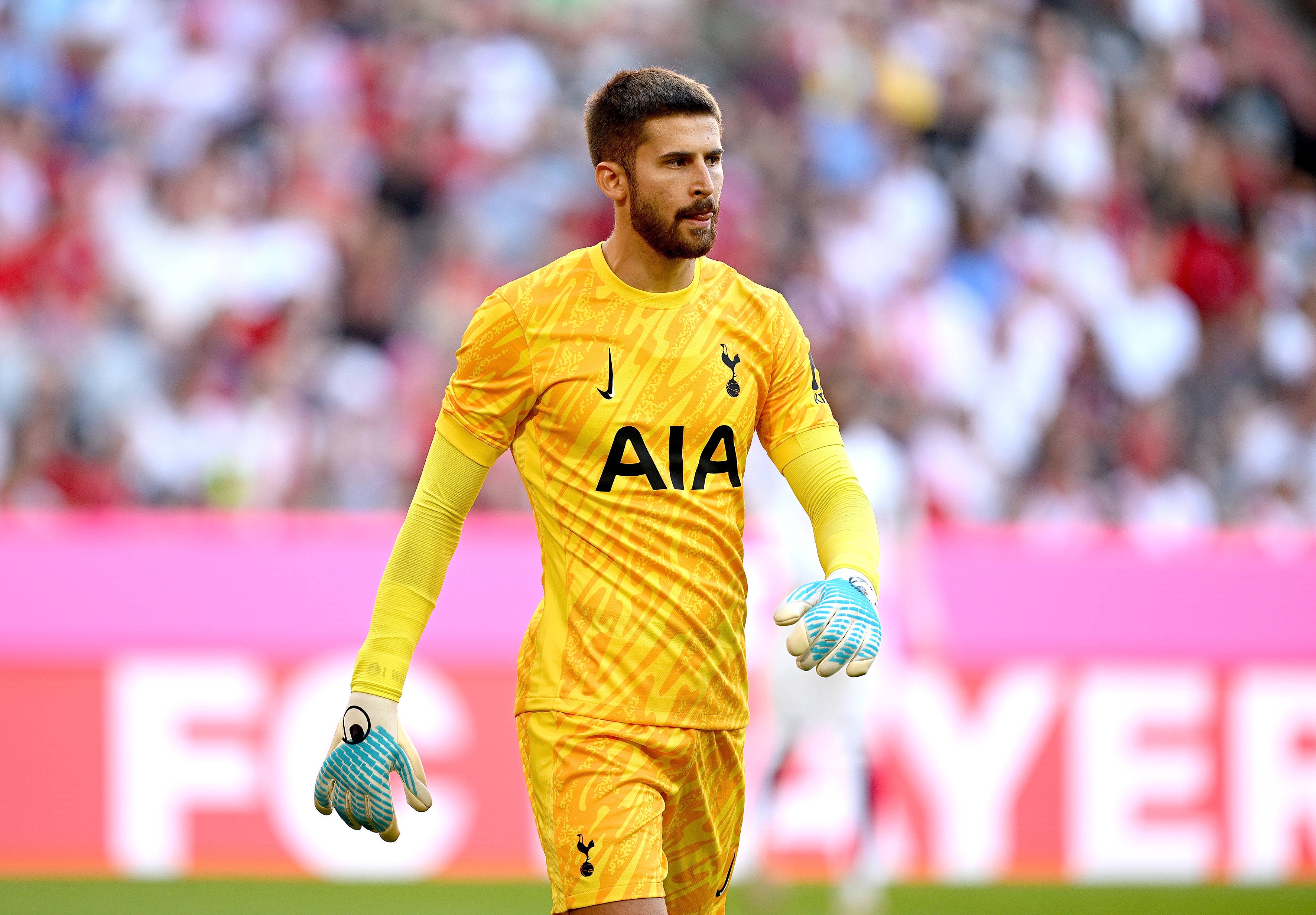 九游体育入口-罗马诺：无论热刺保级还是降级维卡里奥都将转会，球员计划去国米